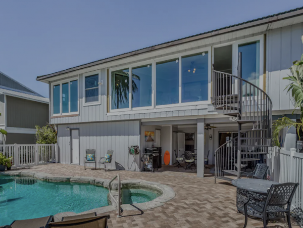 Canalfront Home with Pool, Hot Tub and Dock in Marco island